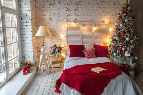 Christmas bedroom decor