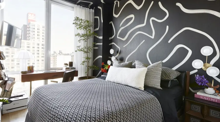 Black And White Bedroom Decorating Ideas