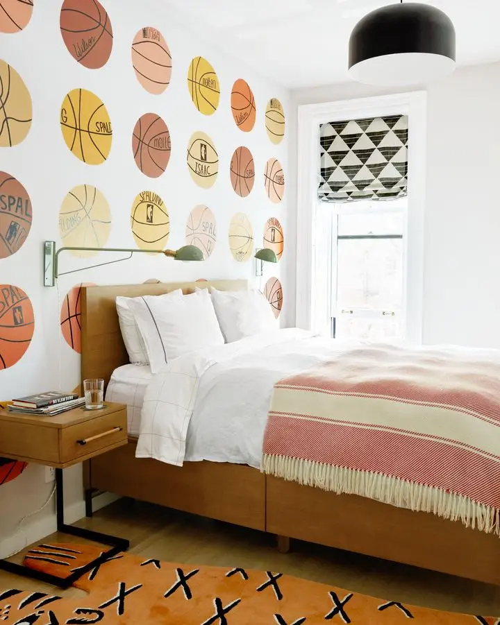 tenn boy bedroom with basket wallpaper