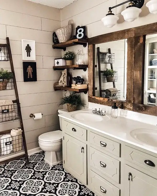 Rustic Charm in mobile home bathroom