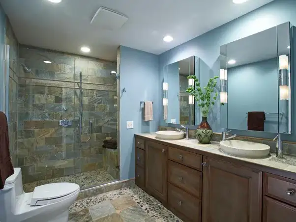 energy efficient lighting in the bathroom