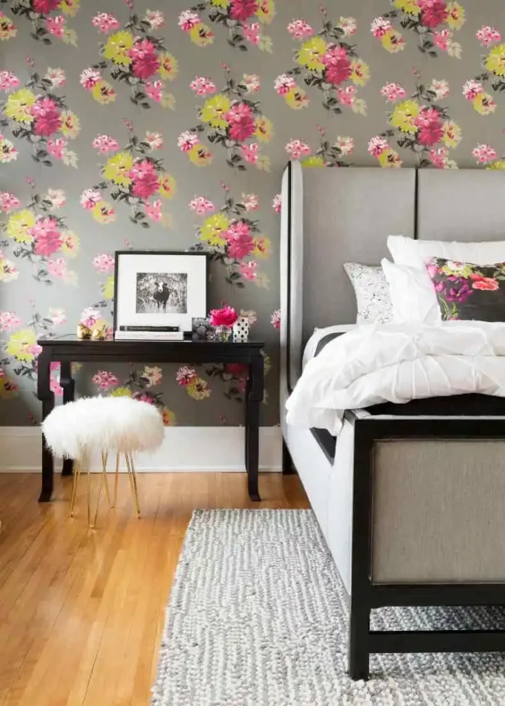 Floral wallpaper Teen Girl Bedroom