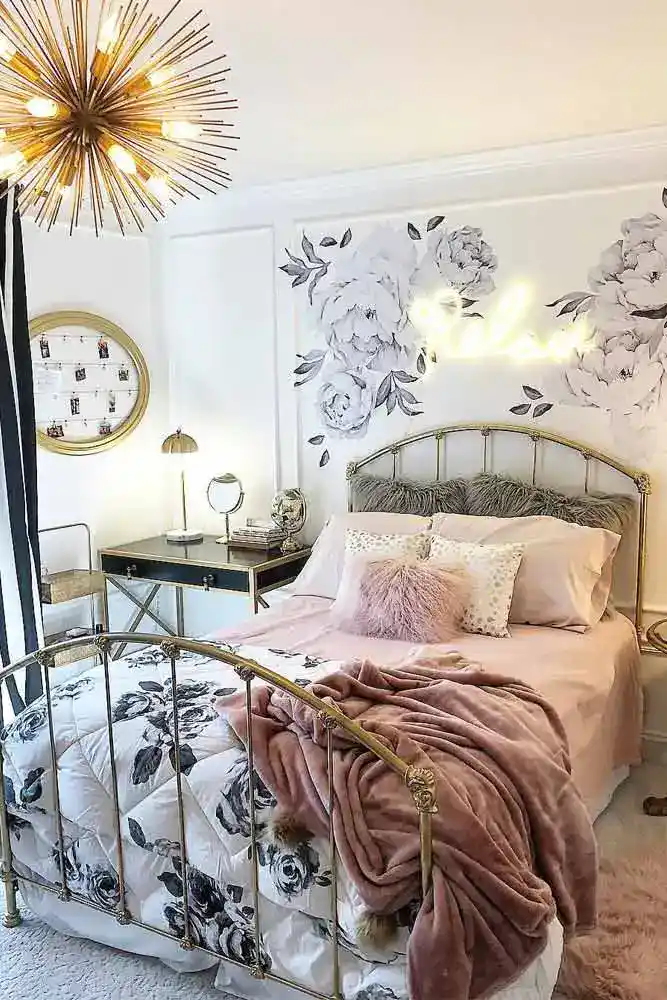 Vintage Modern Teen Girl Bedroom