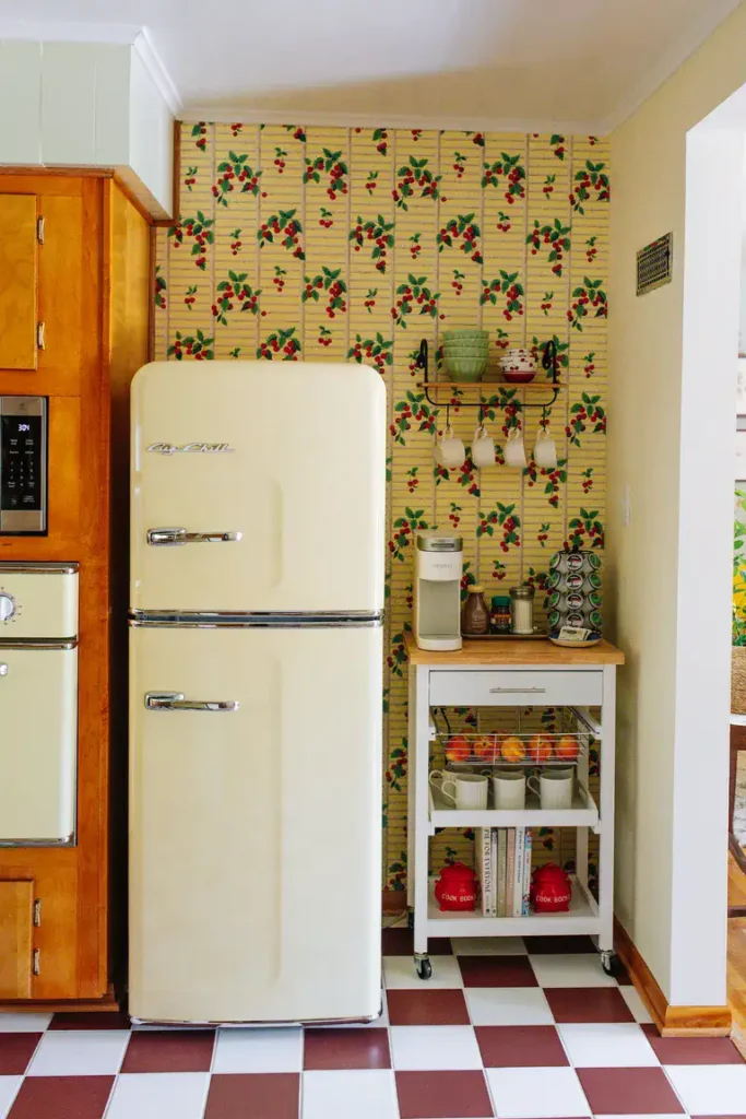 retro tiles kitschy kitchen